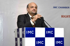 CA Hinesh Doshi (President) giving his opening remarks